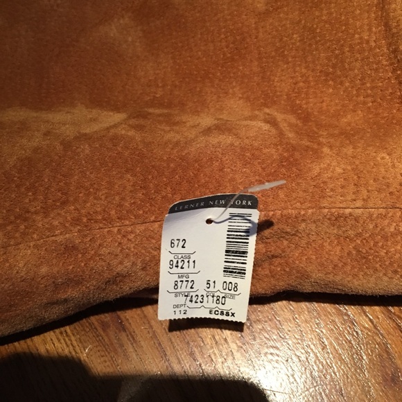 NWT Cozy suede coat. Reversible - Picture 4 of 8